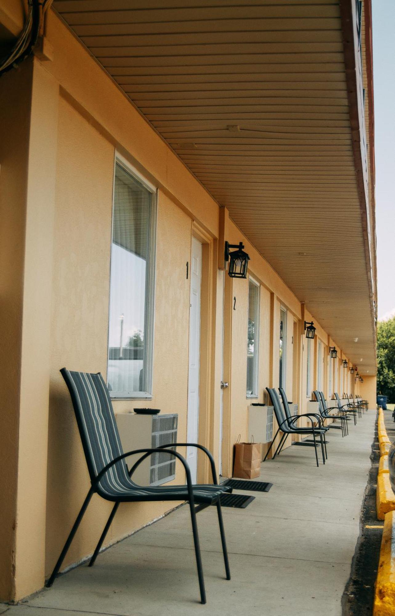 Saxony Motel Chatham-Kent Dış mekan fotoğraf